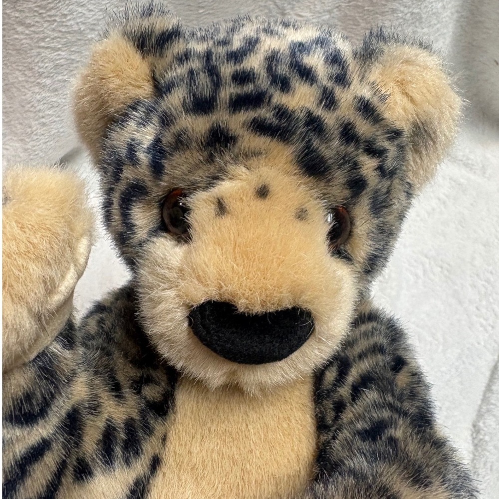 Vintage Douglas Cuddle Toys Baby Larry Leopard Plush with Blue Blanket Rare